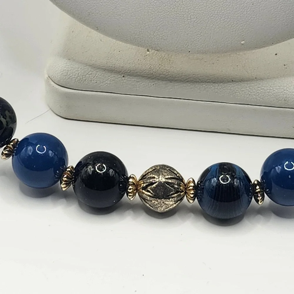 Vintage Blue‎ Beaded Necklace Gold Tone Accents Marbled Oval Beads Boho Style
